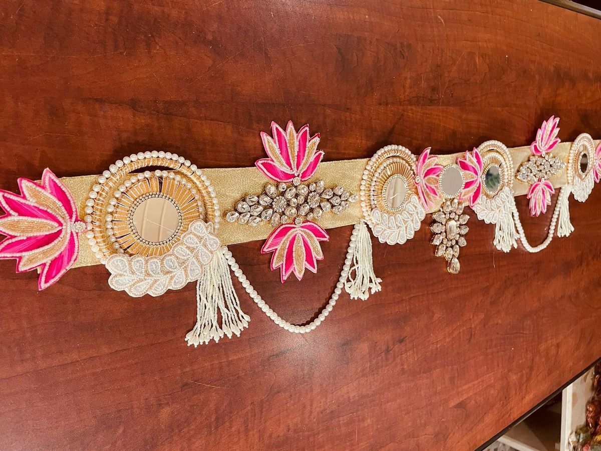 Kundan Lotus Toran