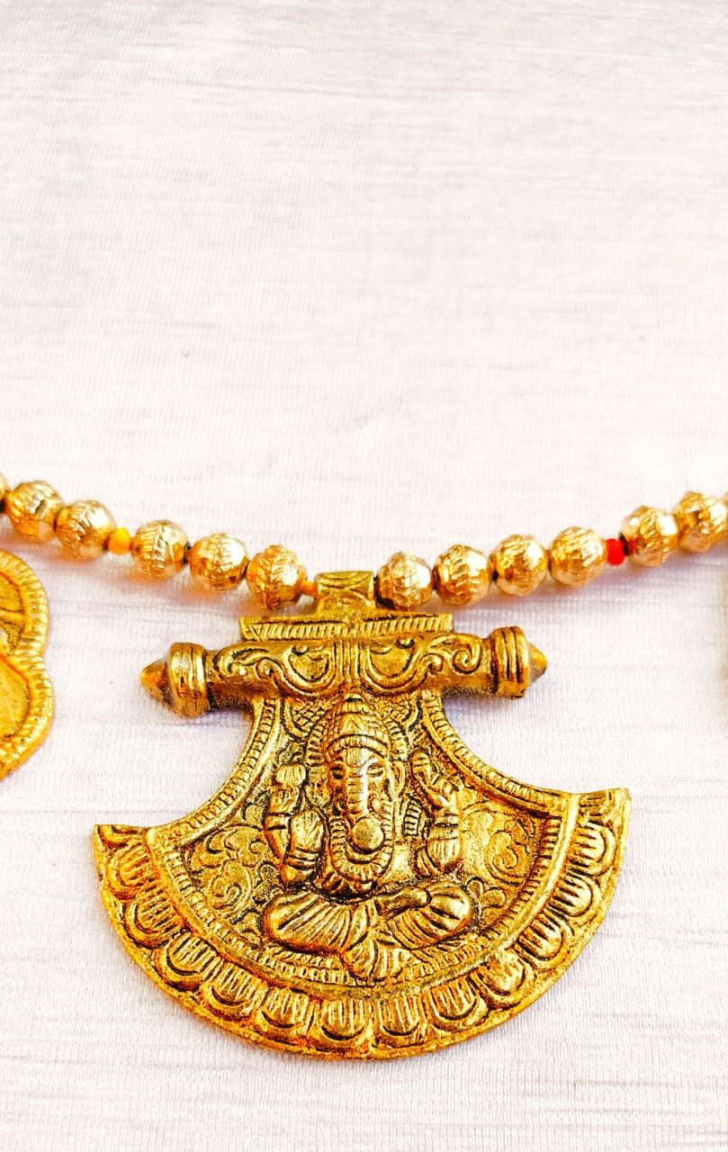 Gold plated antique mango 11 ganesh embossed betel leaf 🍀 bandhanwar / toran