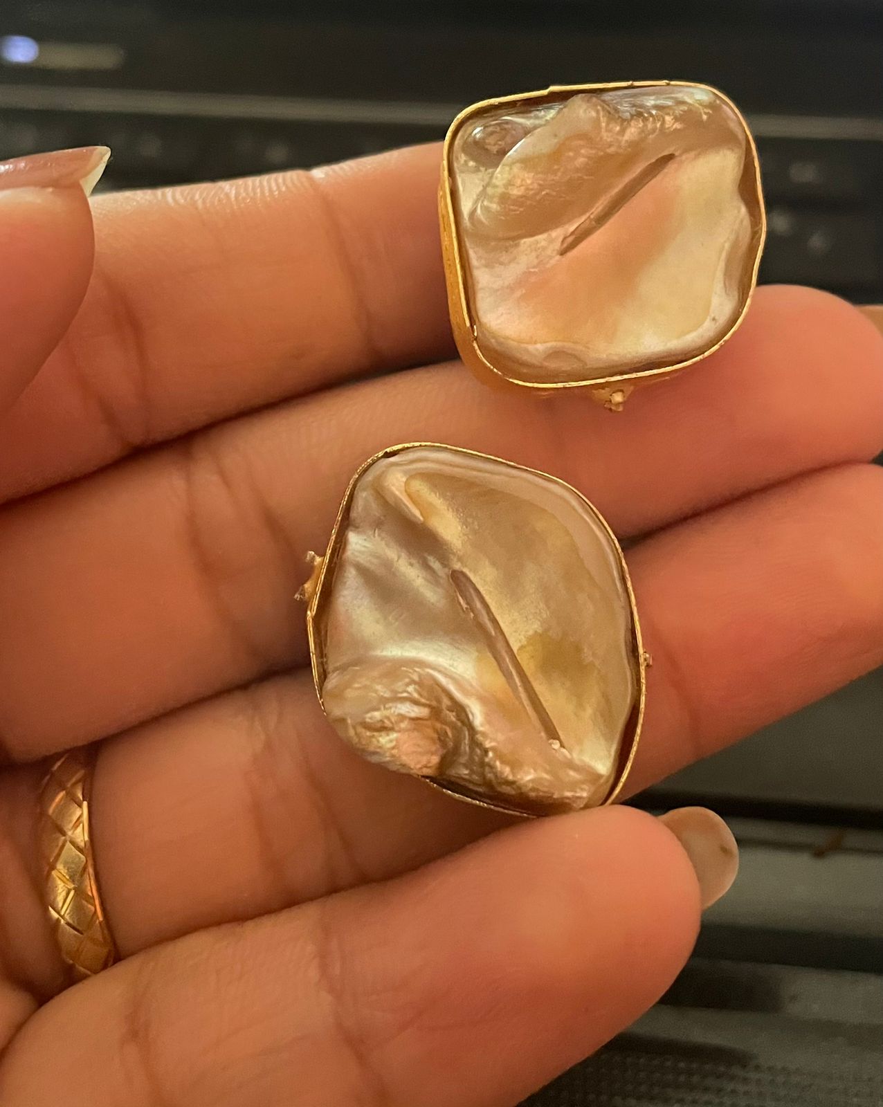 AAMYA EARRINGS