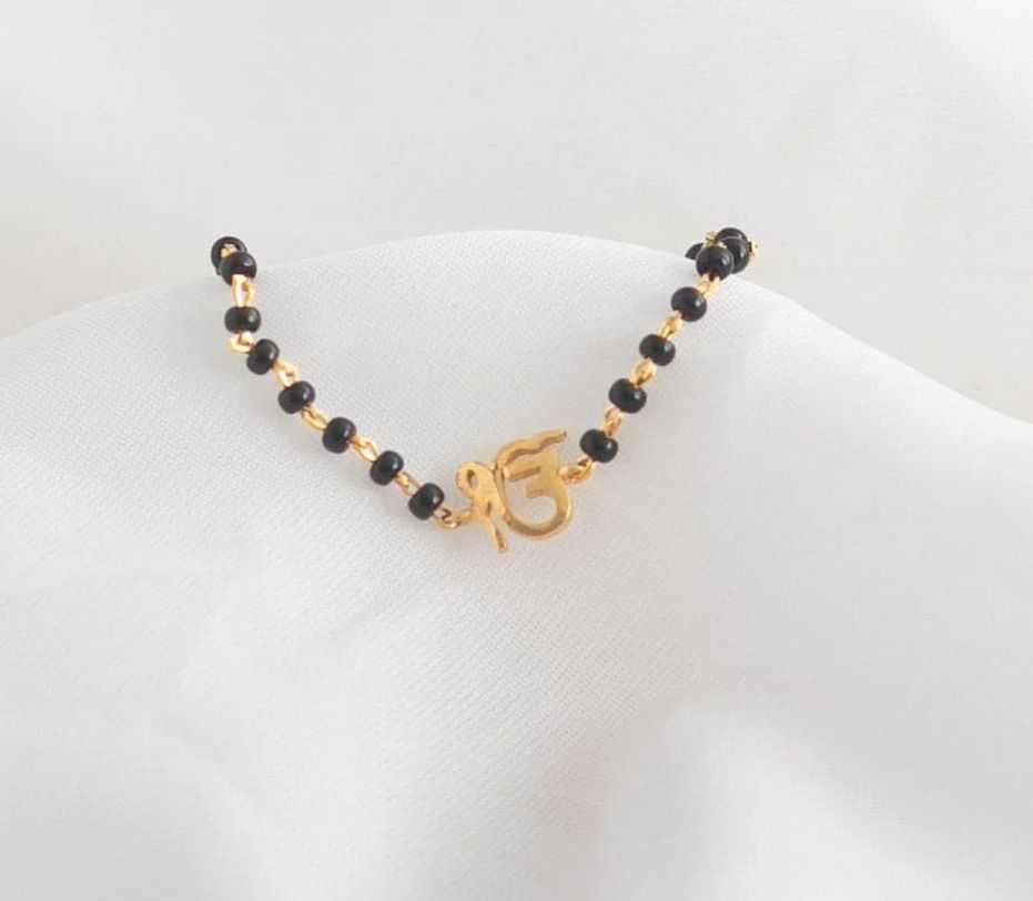 EkOmkar BlackBeads Bracelet