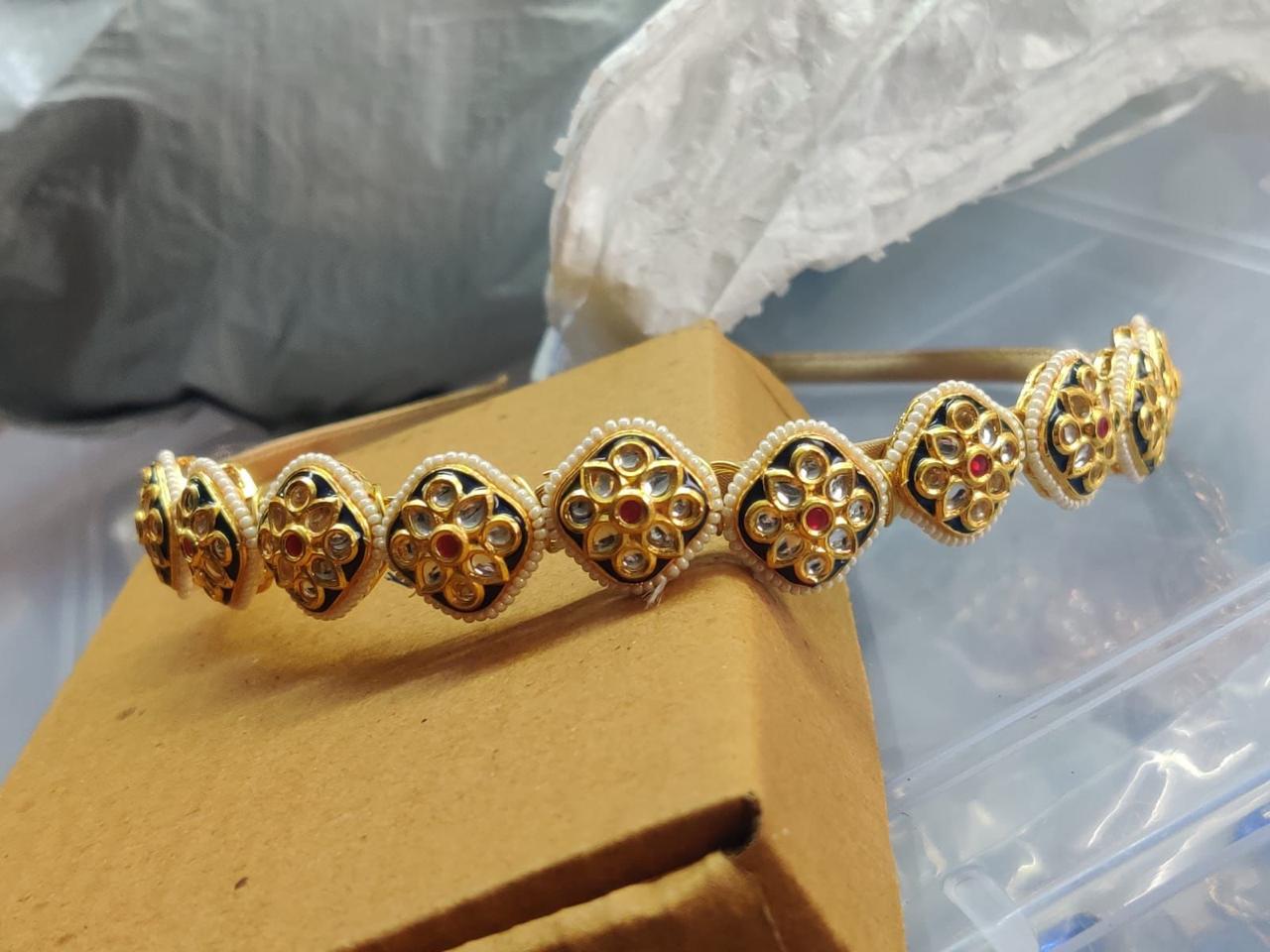 Falguni Kundan Head Band