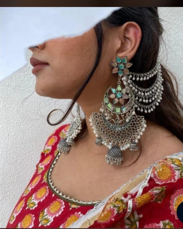 Oye Jhumka Earring
