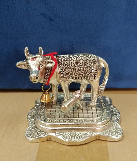 Cow small size