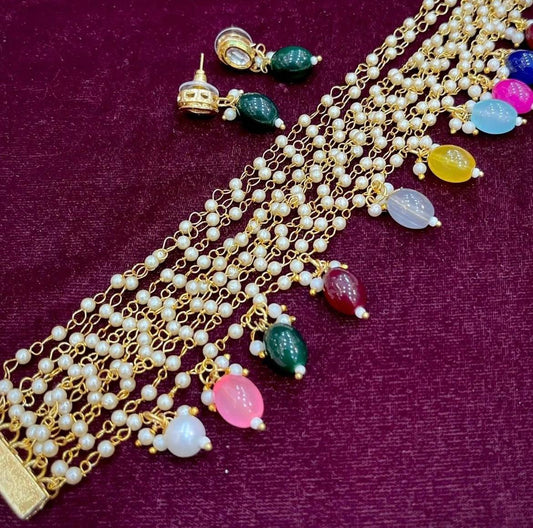 Multi Pearl Choker
