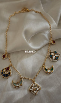 APRIL CHOKER