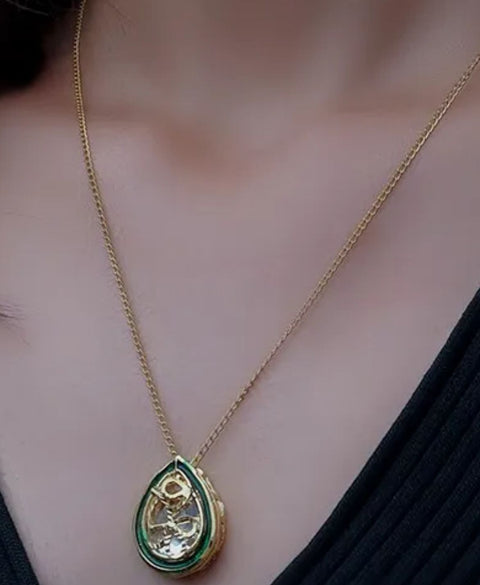 HAZEL Neckpiece