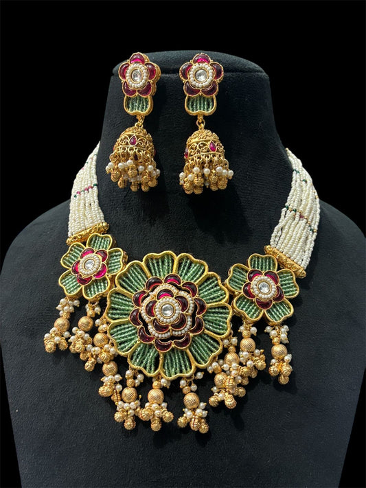 The Tyaani Set