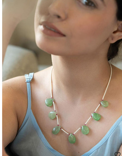 Olive Neckpiece