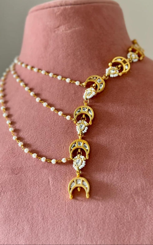 Maribel Neckpiece
