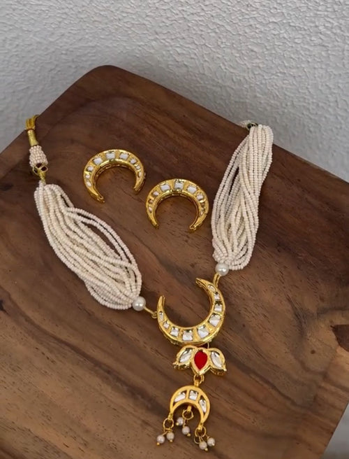 Vridhi Neckpiece