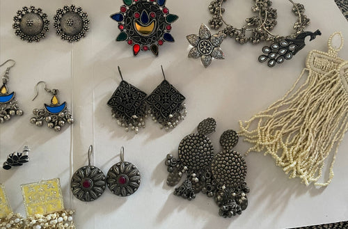 Budget Friendly Festivity Gift Box - 2 Earrings+Adjustable Ring