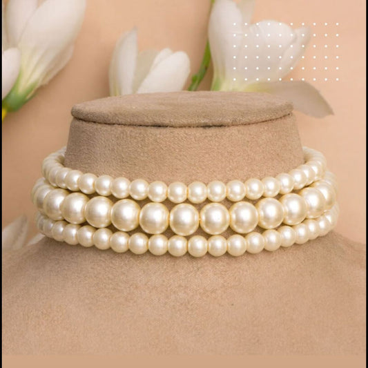 Pearl choker