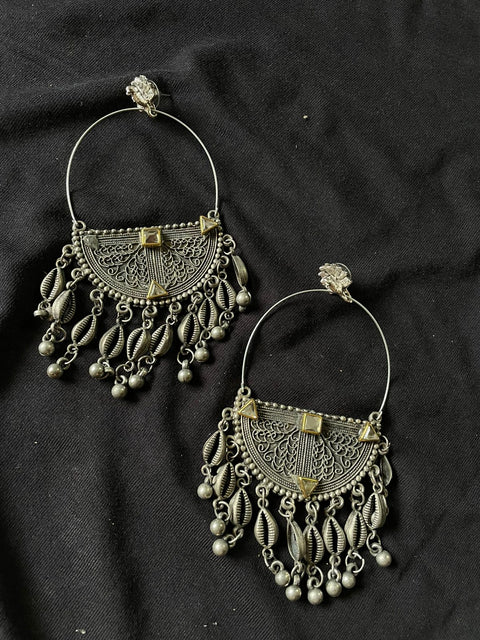 Shell Earring